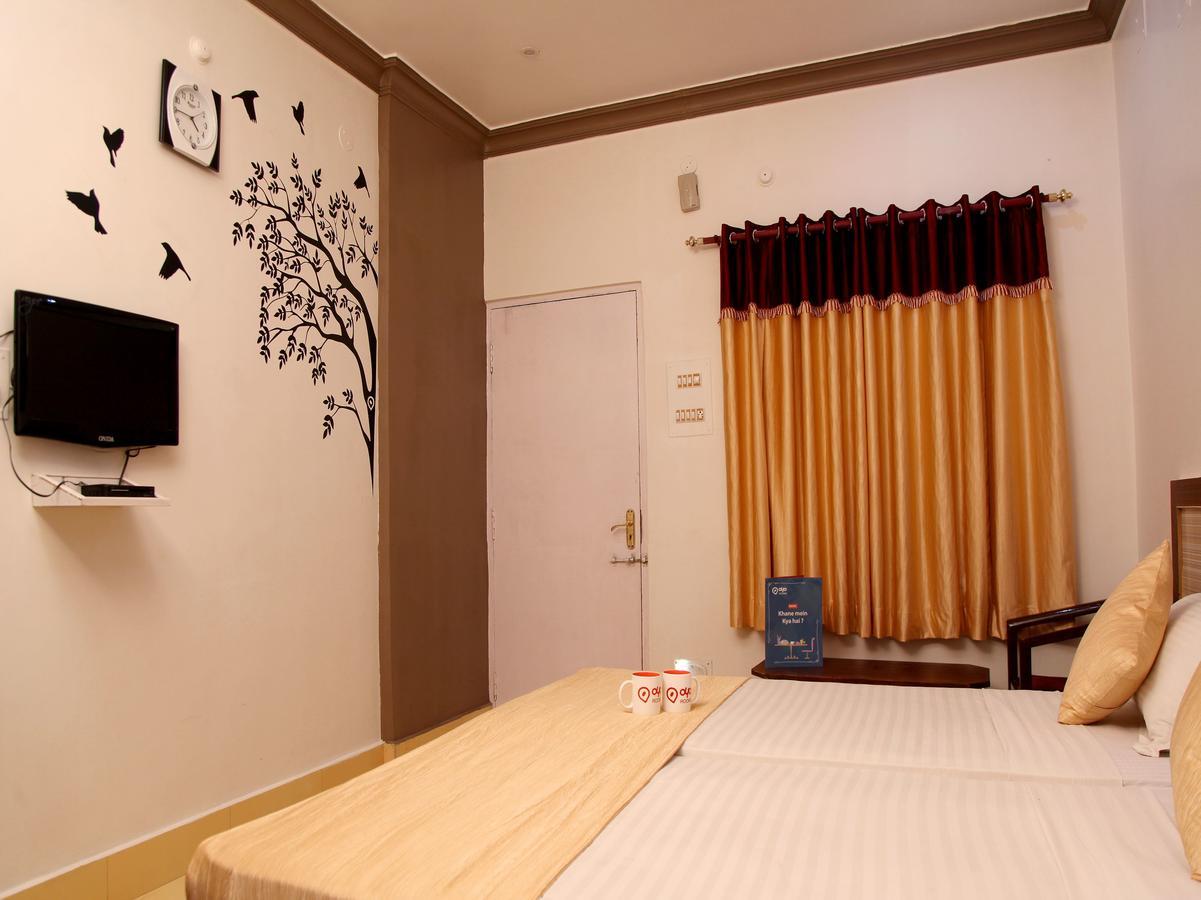 Hotel Lara India Varanasi Esterno foto