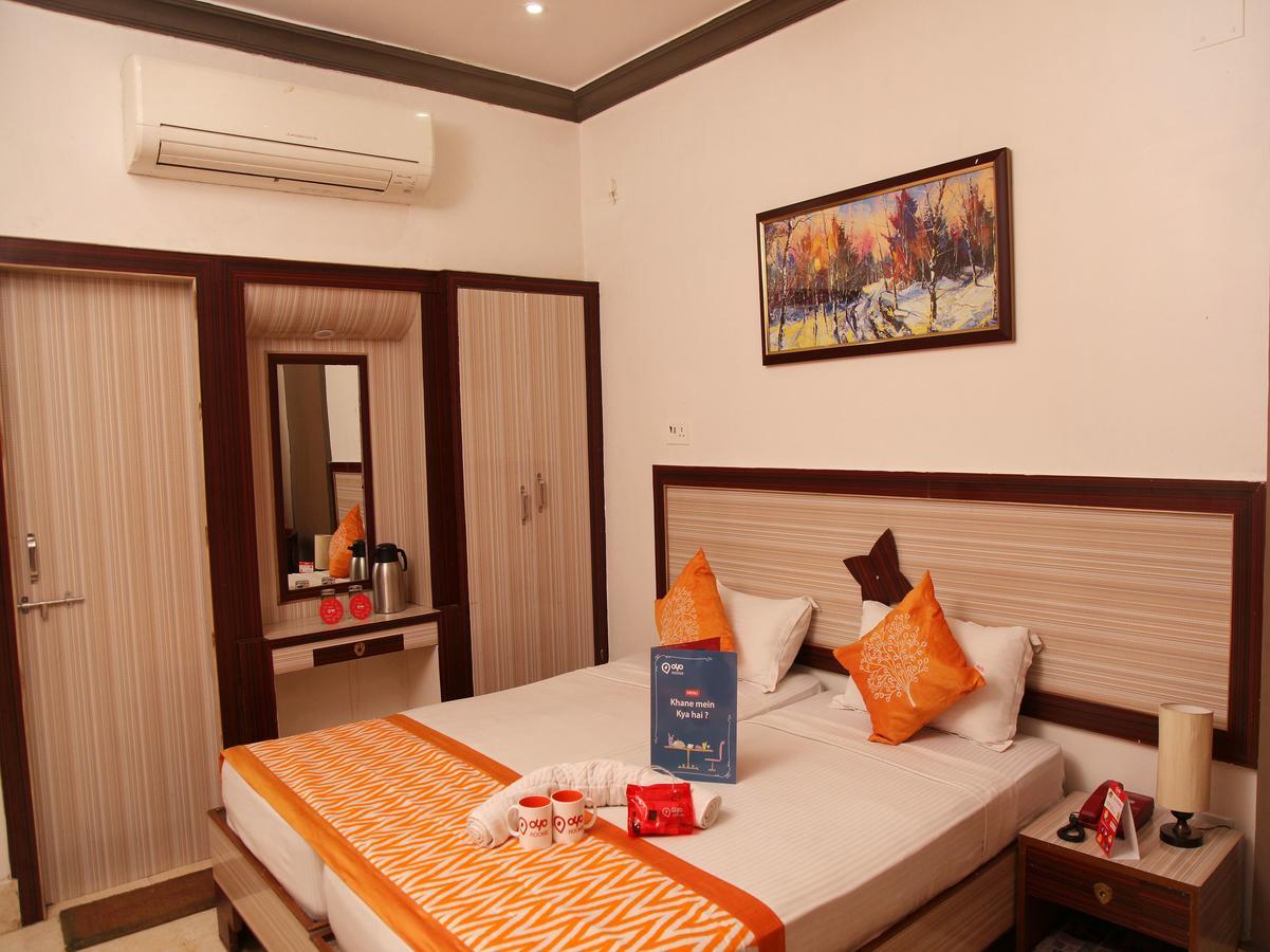 Hotel Lara India Varanasi Esterno foto