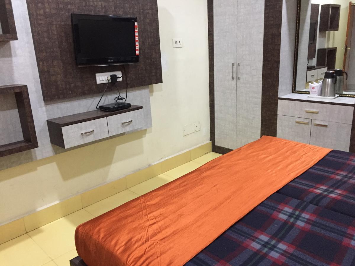 Hotel Lara India Varanasi Esterno foto